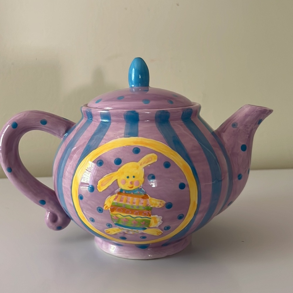 Ceramic Teapot with Bunny Design